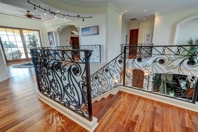 CLEARWATER BEACH, Florida, 33767, United States, 5 Bedrooms Bedrooms, ,6 BathroomsBathrooms,Residential,For Sale,1977061