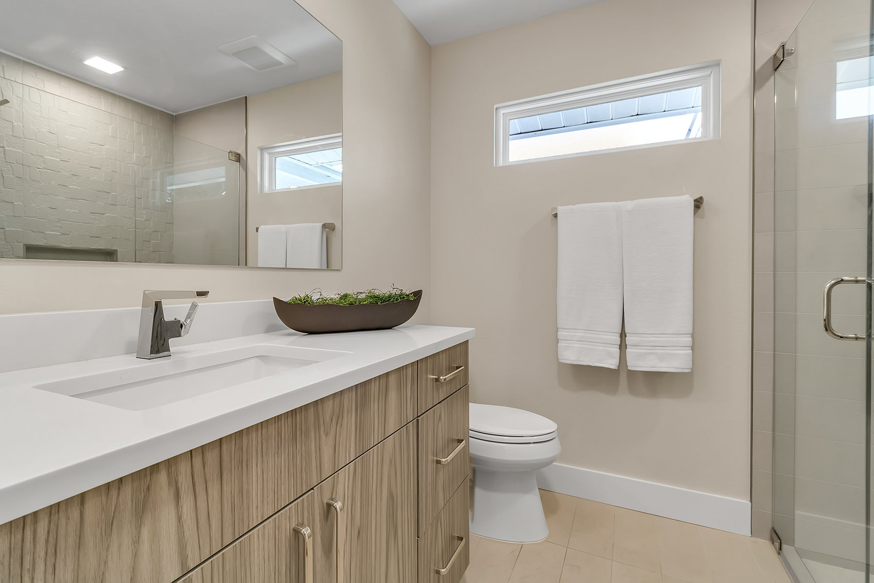  JOHNSON ESTATES - 物件實景