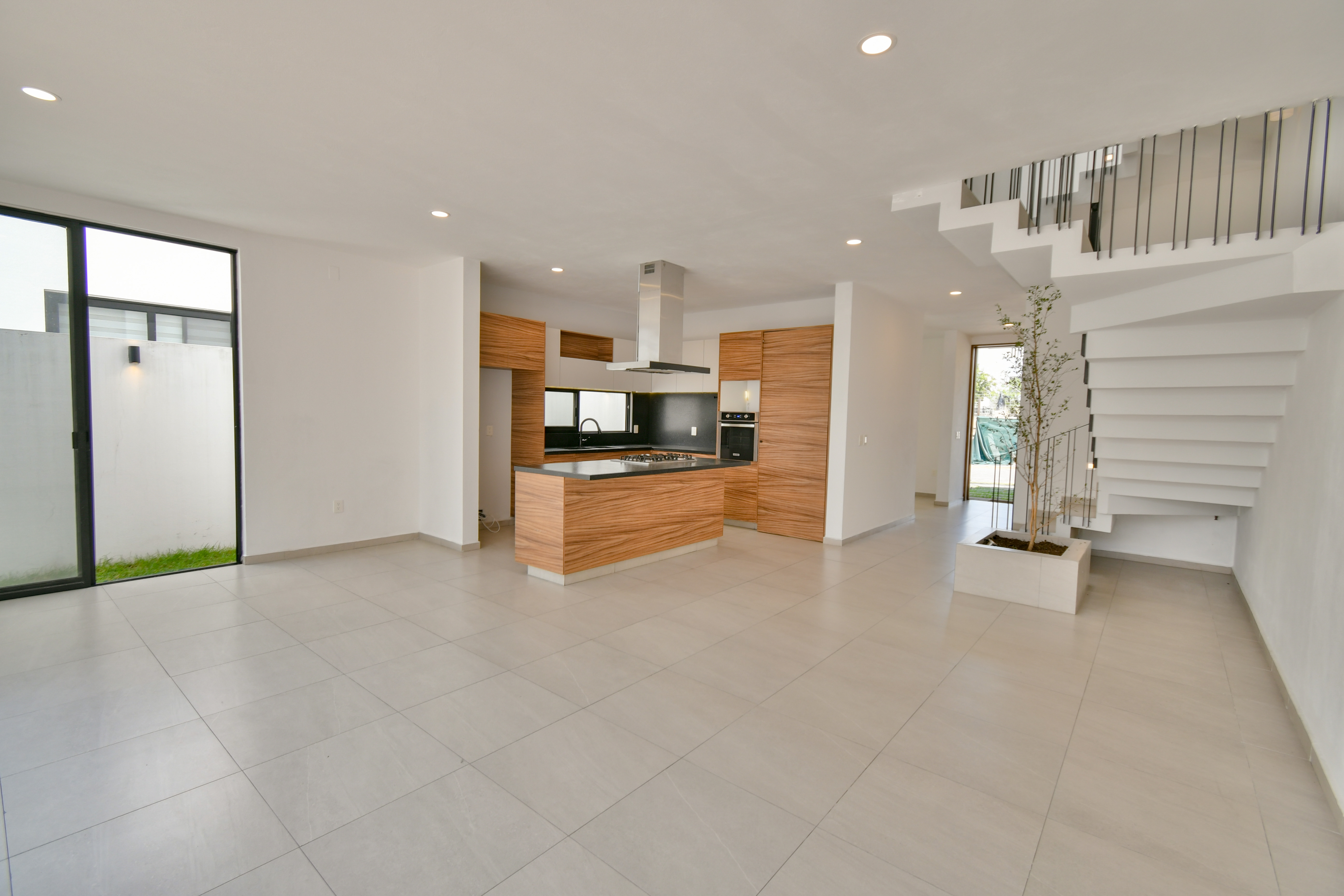  Casa en venta en Coto Encino, Bosques Vallarta  3 recámaras + roof top - 物件實景