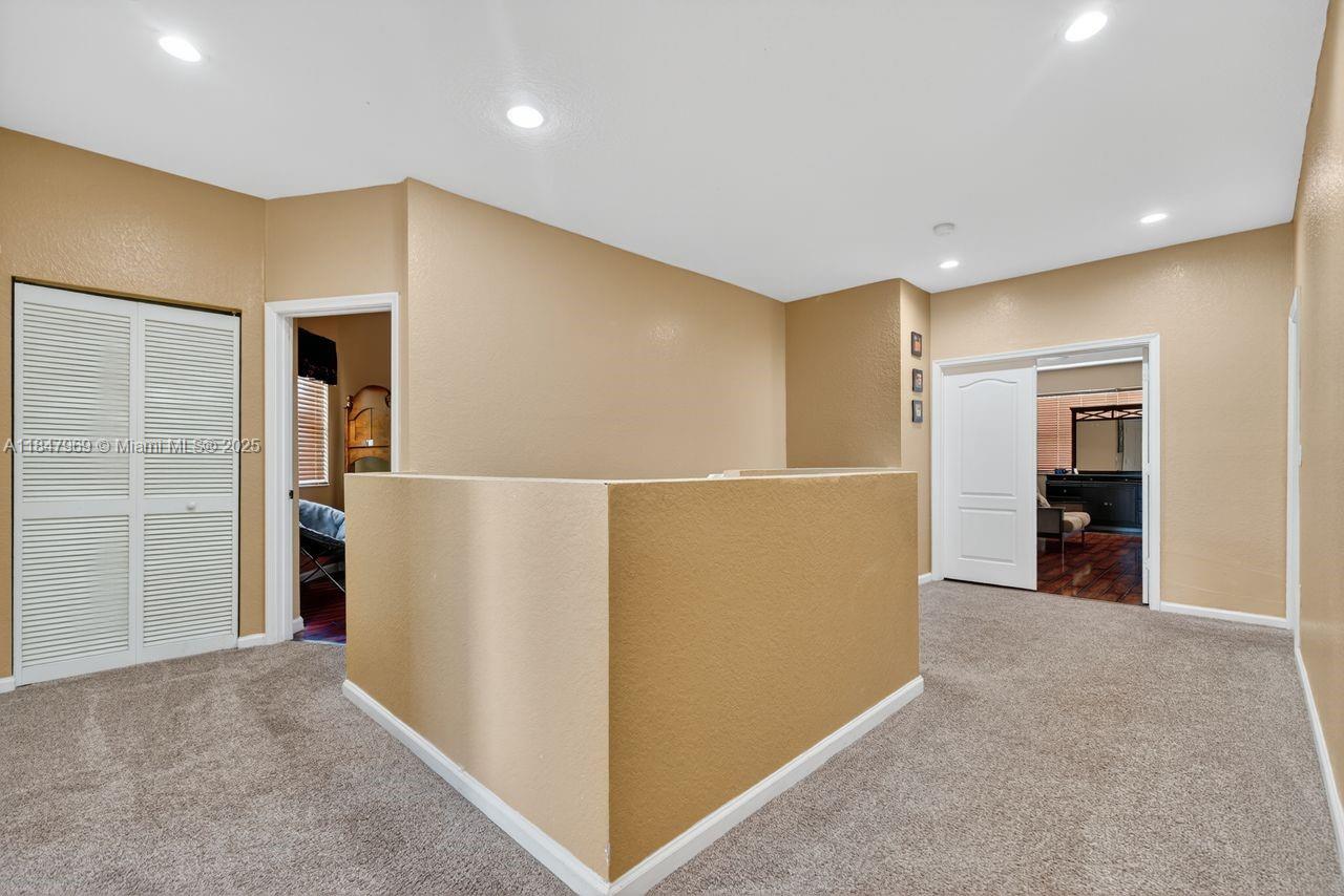 Homestead, Florida, 33033, United States, 7 Bedrooms Bedrooms, ,3 BathroomsBathrooms,Residential,For Sale,1903870