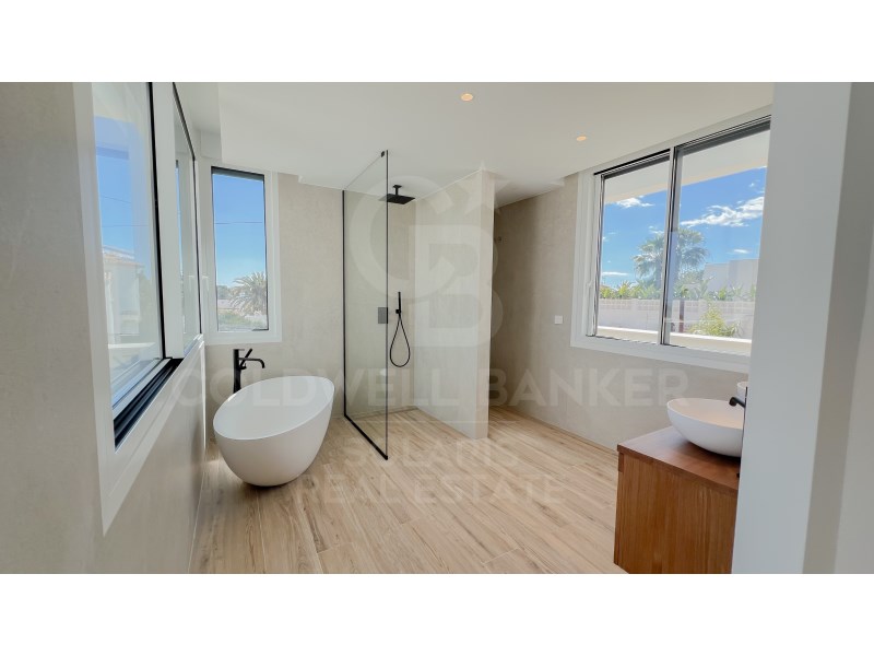Alicante, Benissa, La Fustera Alicante, Benissa, L, Benissa, Comunidad Valenciana, ES, 4 Bedrooms Bedrooms, ,3 BathroomsBathrooms,Residential,For Sale,Alicante, Benissa, La Fustera Alicante, Benissa, L,1616259