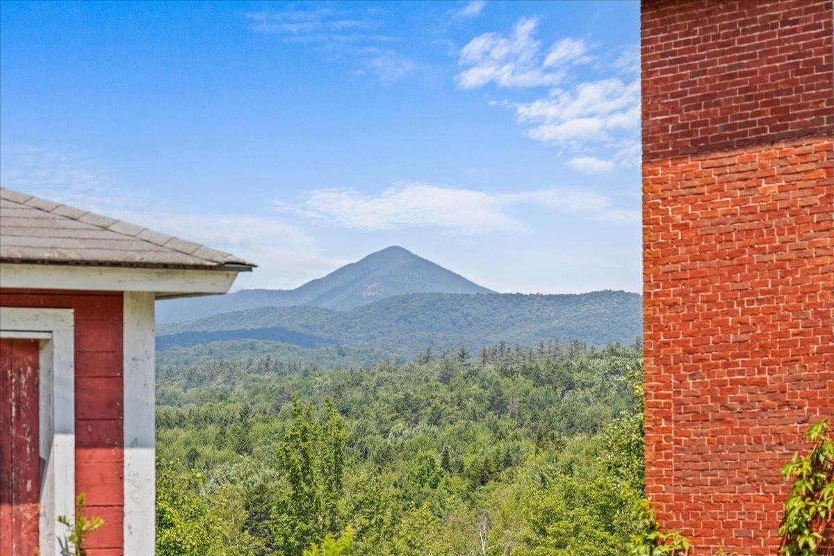 Morristown, Vermont, 05661, United States, 9 Bedrooms Bedrooms, ,4 BathroomsBathrooms,Residential,For Sale,1896052