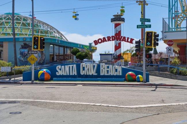 Santa Cruz, California, 95062, United States, ,Residential,For Sale,2048207