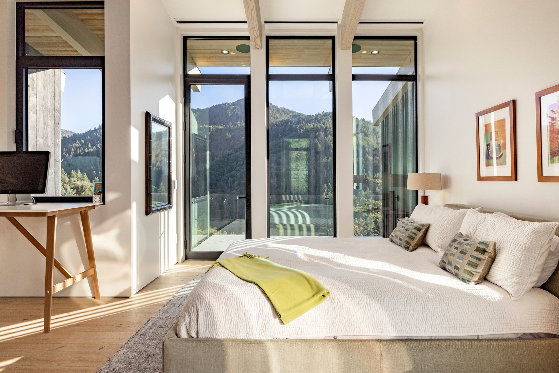  One-of-a-Kind Modern Pinebrook Residence - 物件實景