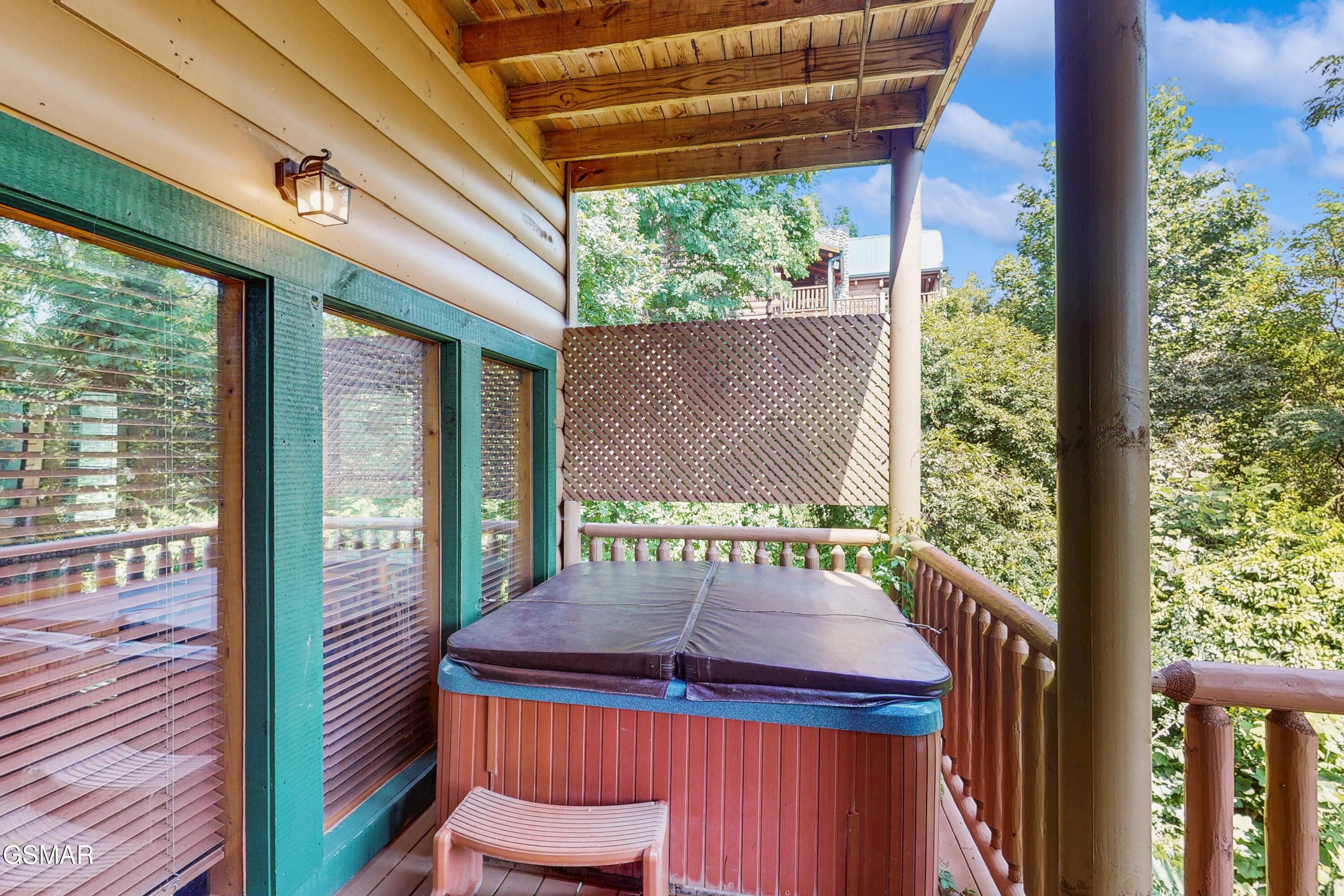 Sevierville, Tennessee, 37862, United States, 4 Bedrooms Bedrooms, ,4 BathroomsBathrooms,Residential,For Sale,2024607