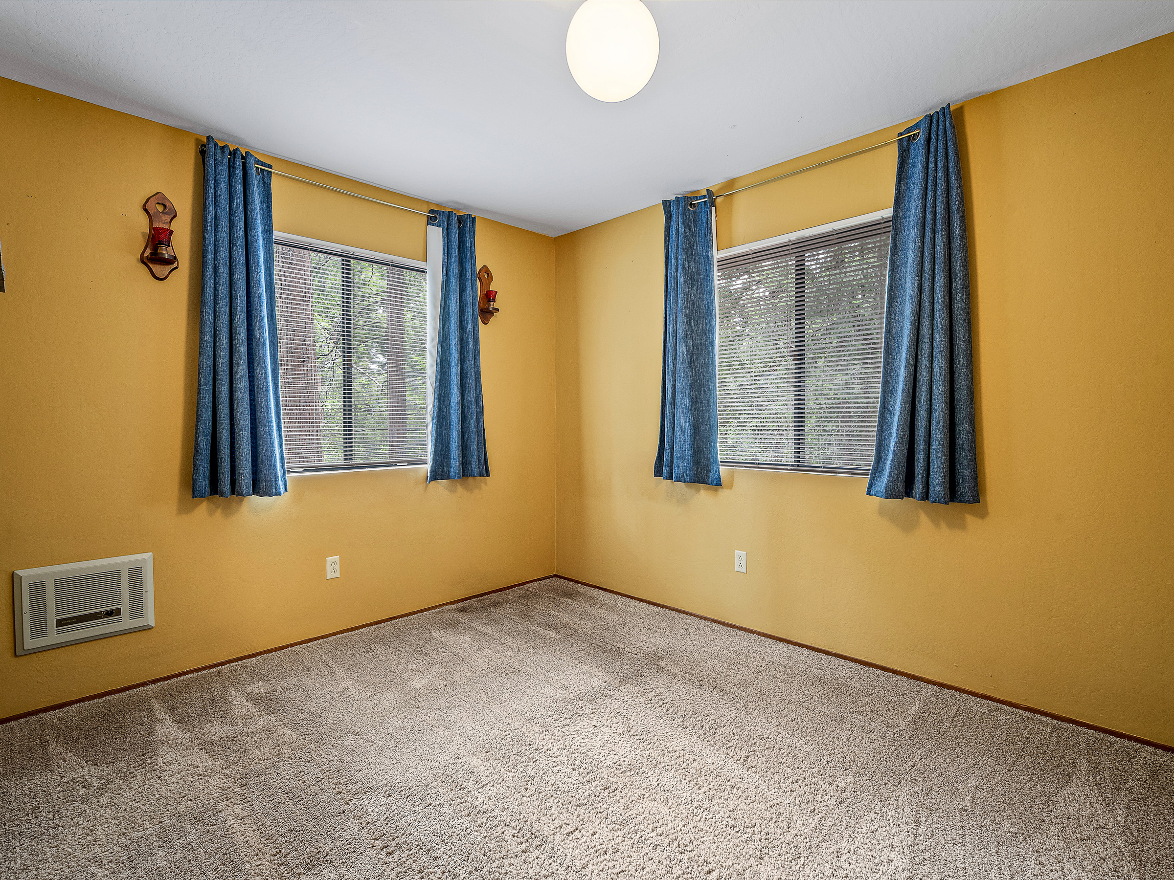  6758 Onyx Trail, Pollock Pines, CA 95726 - 物件實景