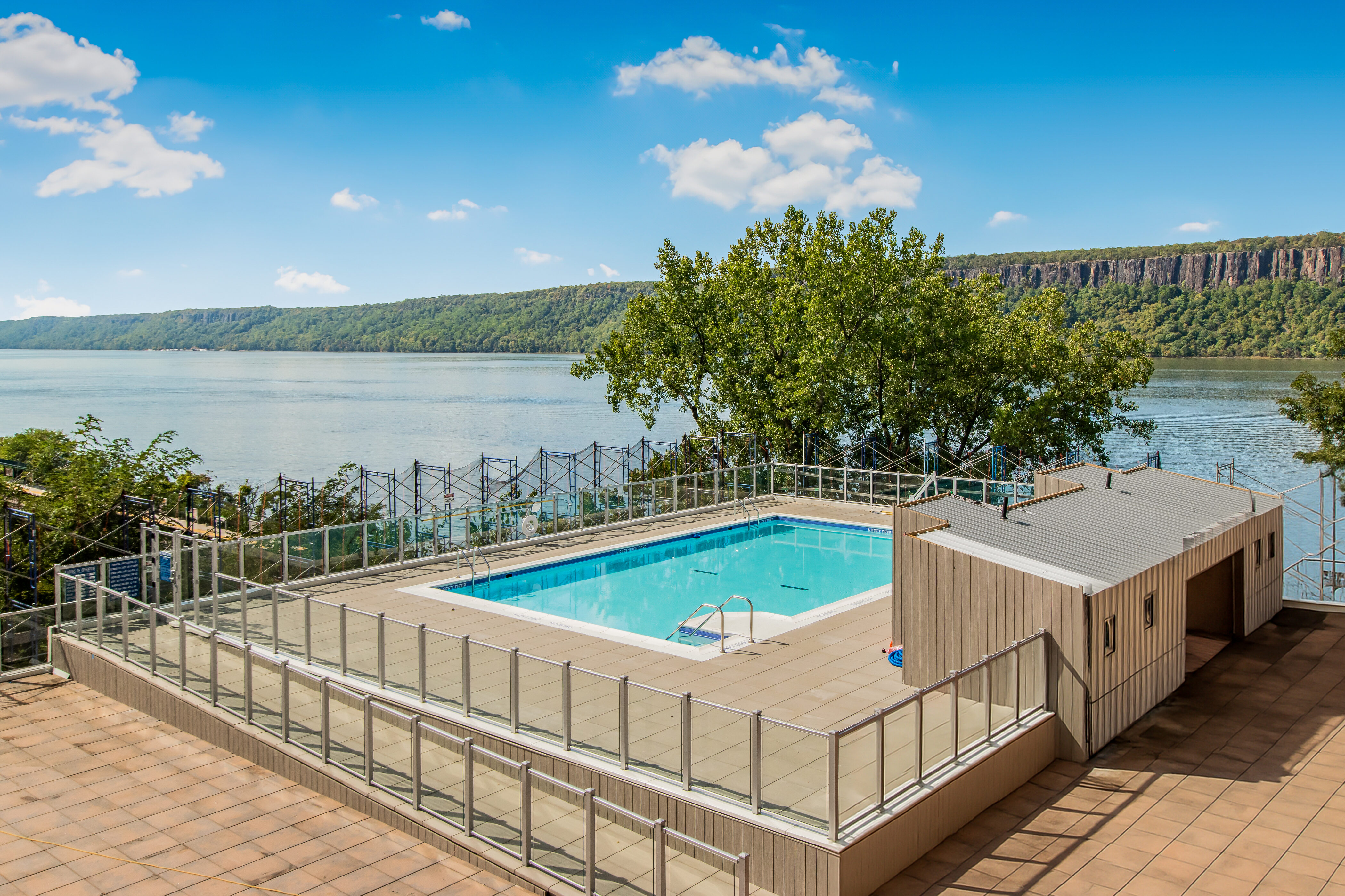  1155 Warburton Avenue - 物件實景