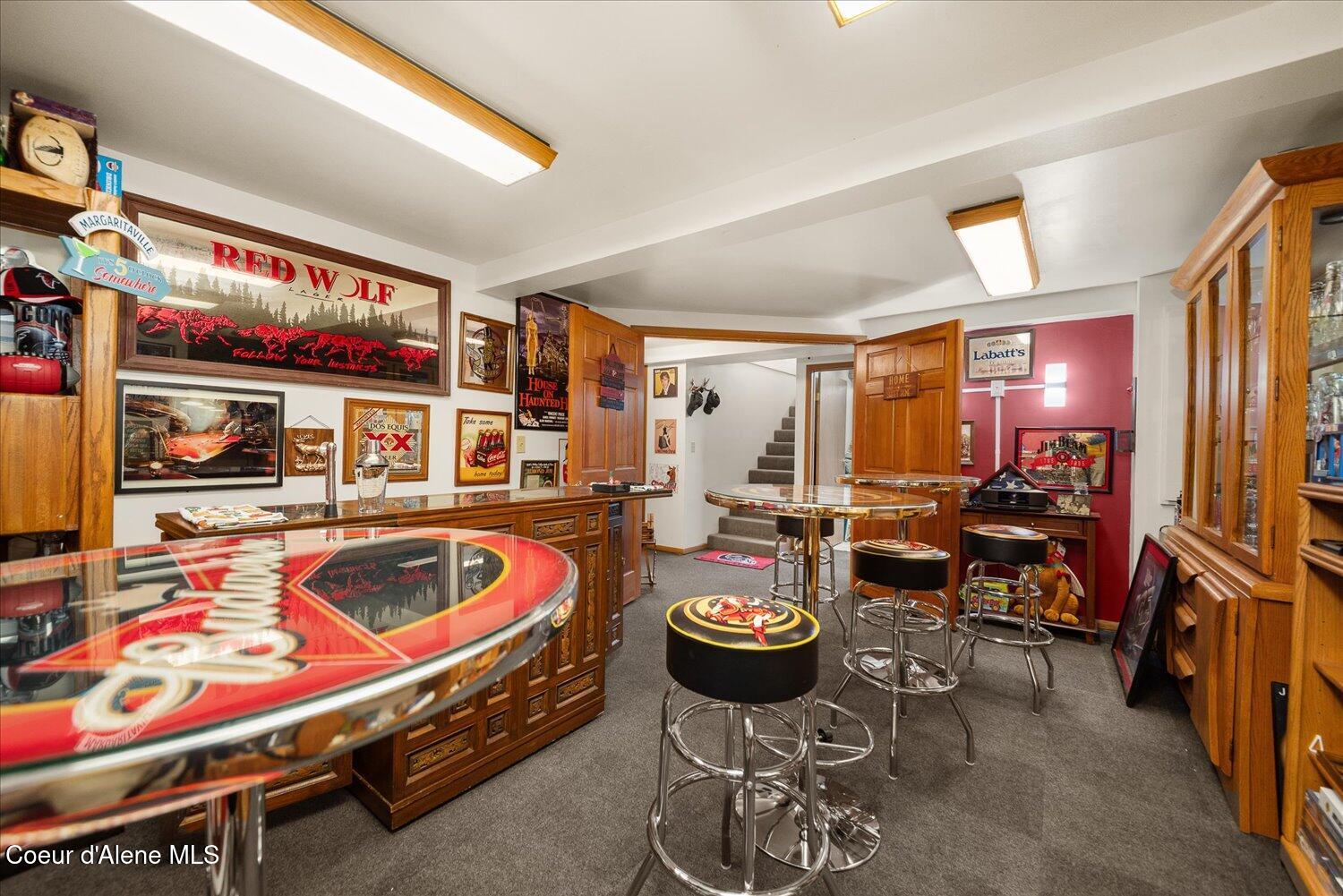 Metaline Falls, Washington, 99153, United States, 5 Bedrooms Bedrooms, ,3 BathroomsBathrooms,Residential,For Sale,1980097