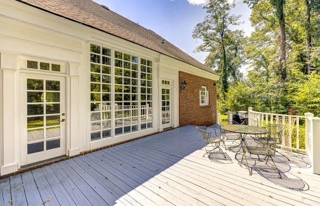 Vicksburg, Mississippi, 39183, United States, 4 Bedrooms Bedrooms, ,4 BathroomsBathrooms,Residential,For Sale,1919653