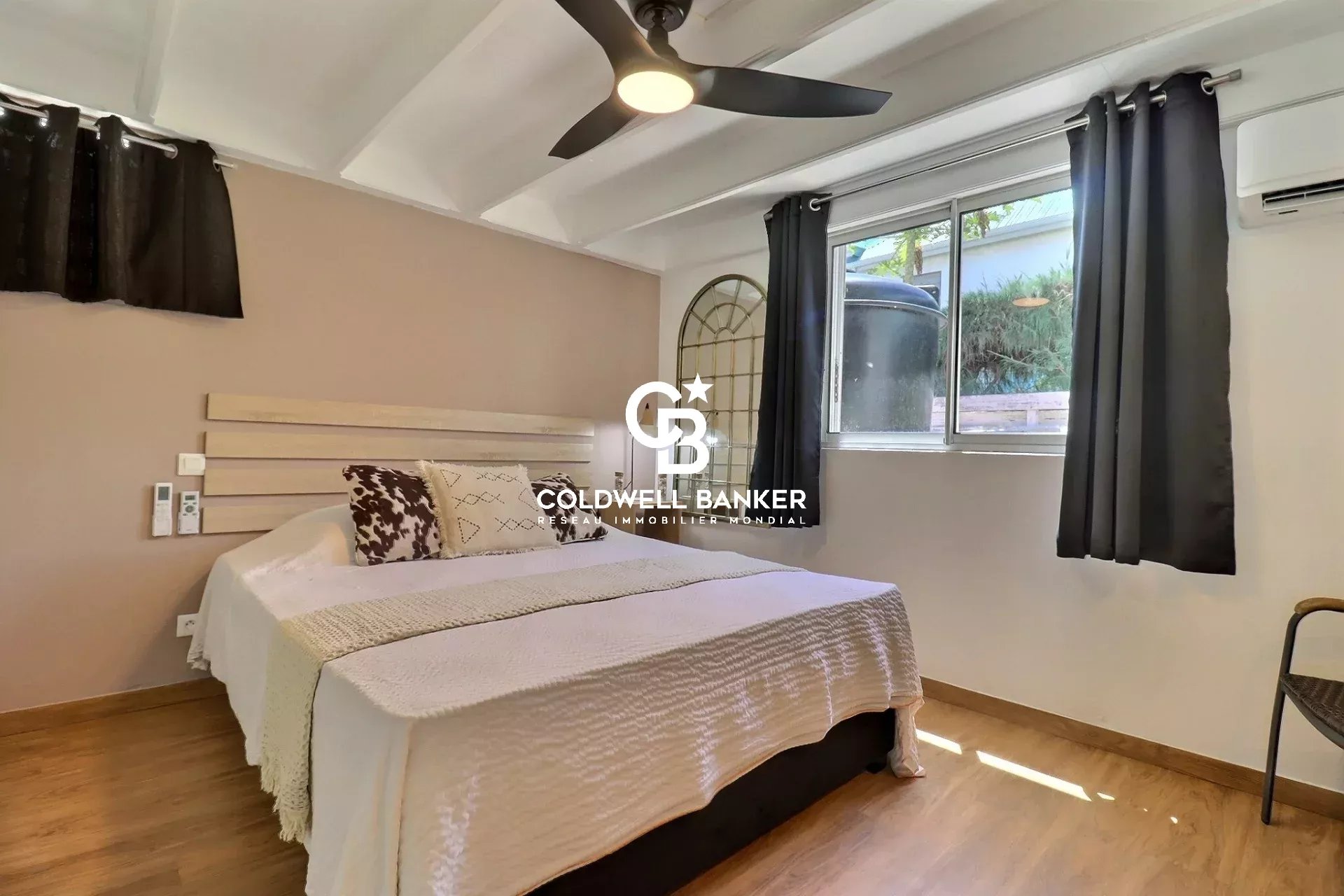 Oyster-Pond, Saint Barthelemy, 2 Bedrooms Bedrooms, ,Residential,For Sale,1990947