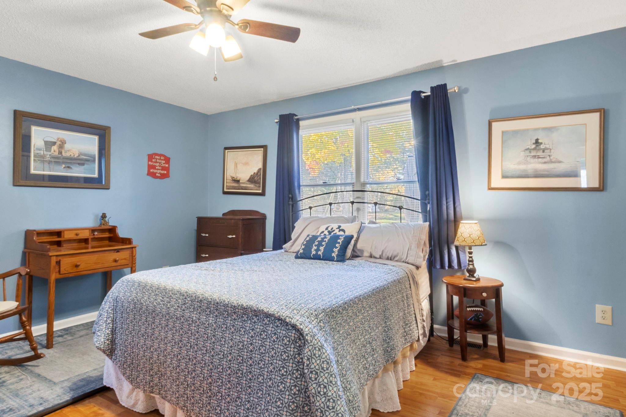 Lincolnton, North Carolina, 28092, United States, 4 Bedrooms Bedrooms, ,3 BathroomsBathrooms,Residential,For Sale,1989140