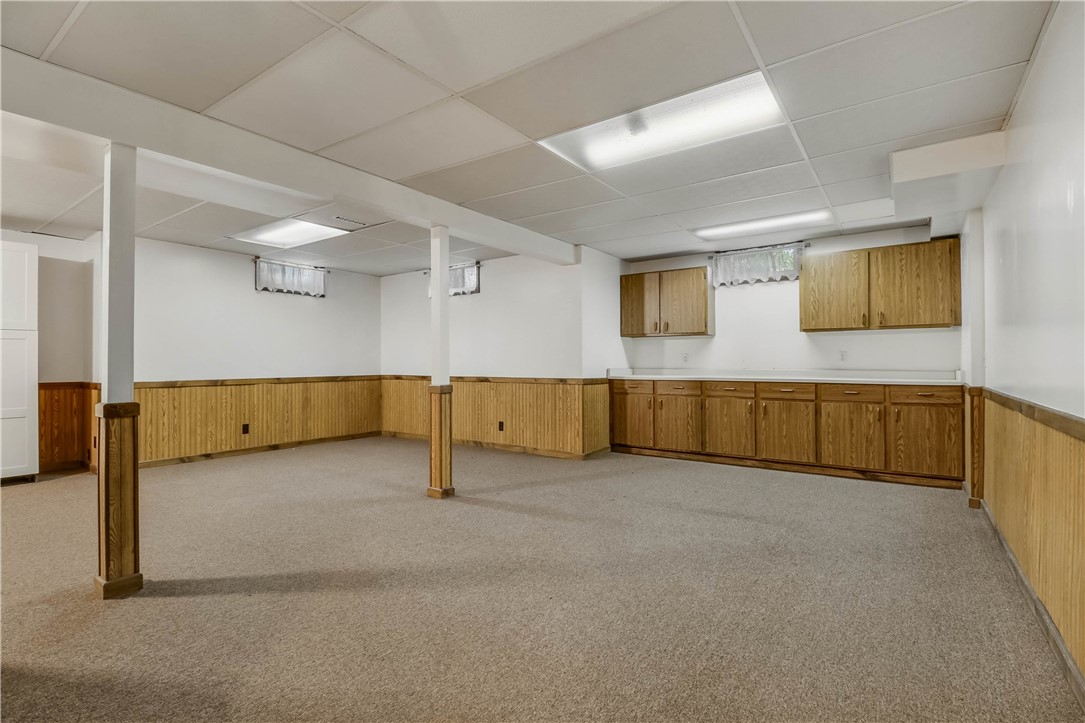 Altoona, Wisconsin, 54720, United States, 4 Bedrooms Bedrooms, ,3 BathroomsBathrooms,Residential,For Sale,1891343