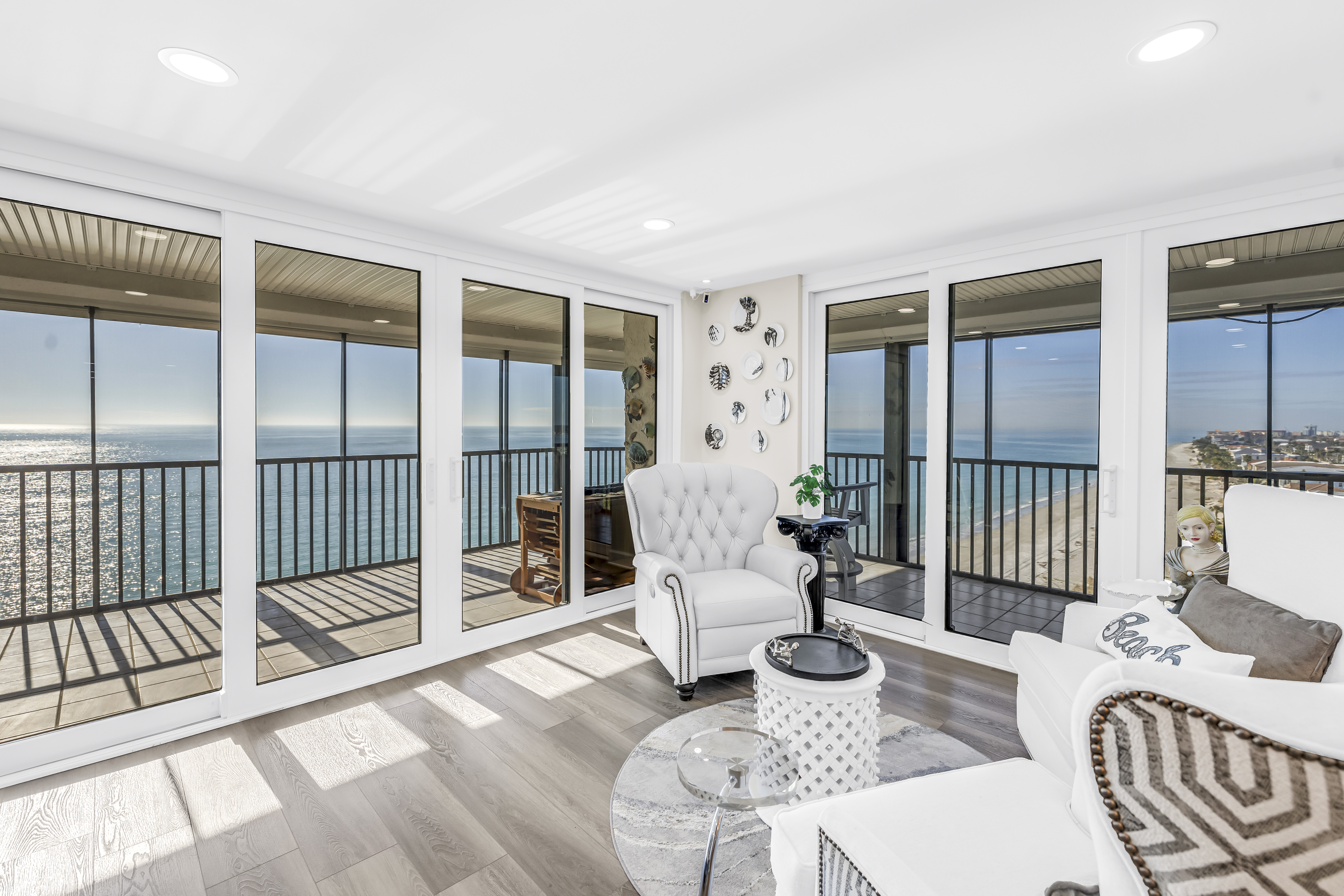 Madeira Beach, Florida, 33708, United States, 3 Bedrooms Bedrooms, ,2 BathroomsBathrooms,Residential,For Sale,2008549