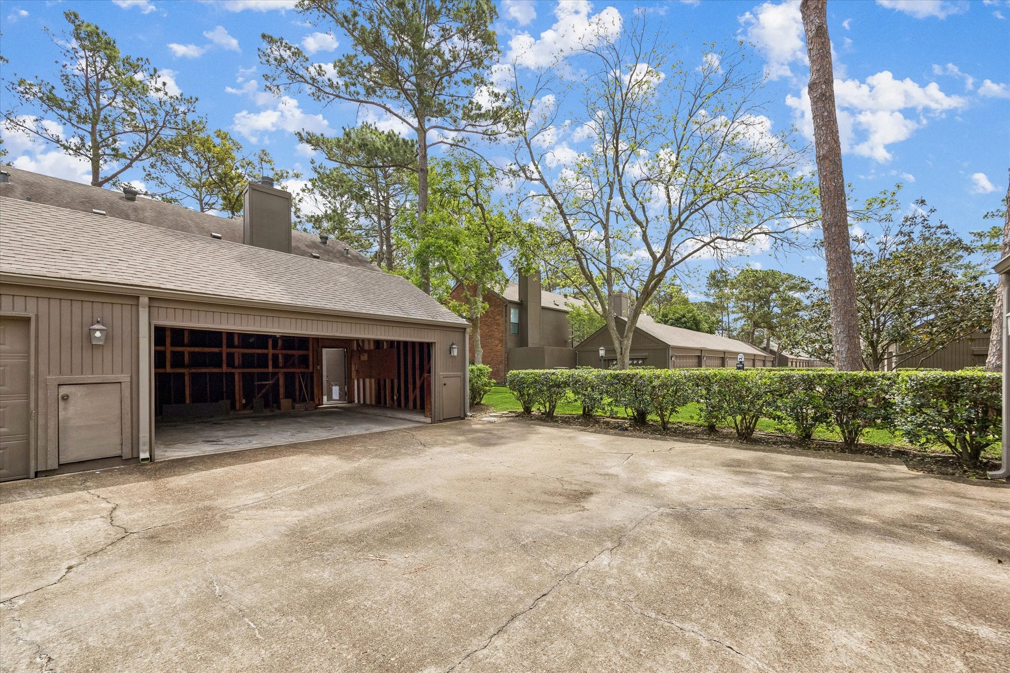  701 Bering Drive #1201 - 物件實景