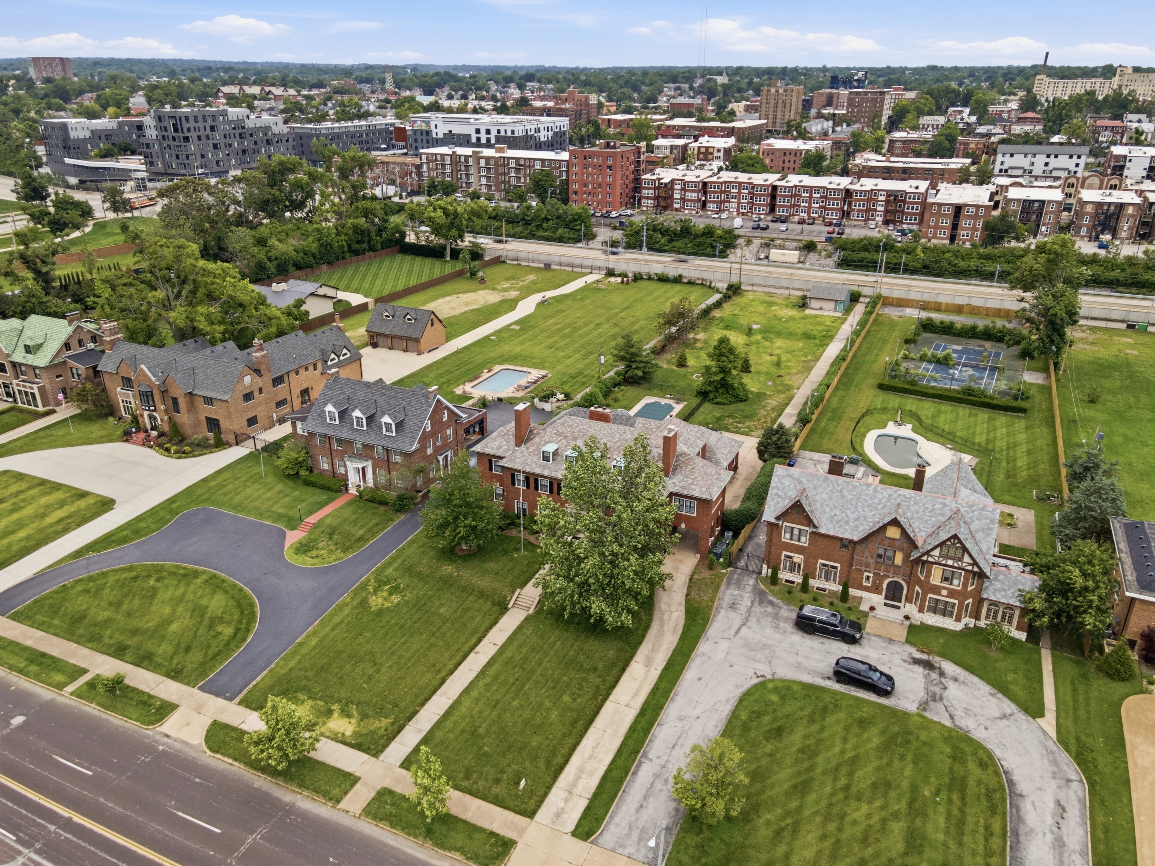  Historic Georgian Revival Estate. - 物件實景