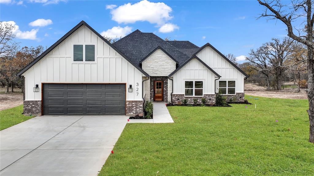 Millsap, Texas, 76066, United States, 4 Bedrooms Bedrooms, ,3 BathroomsBathrooms,Residential,For Sale,1976934