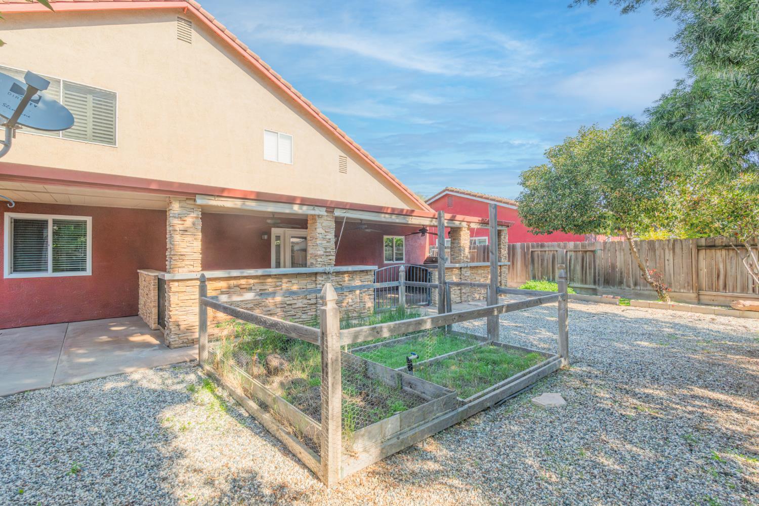 Oakdale, California, 95361, United States, 4 Bedrooms Bedrooms, ,3 BathroomsBathrooms,Residential,For Sale,1987039