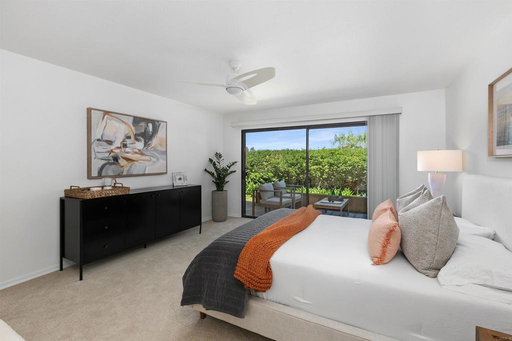 La Jolla, California, 92037, United States, 2 Bedrooms Bedrooms, ,3 BathroomsBathrooms,Residential,For Sale,1938534