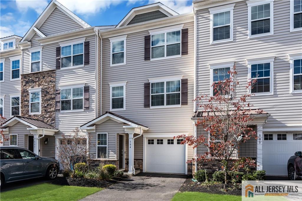 Jamesburg, New Jersey, 08831, United States, 3 Bedrooms Bedrooms, ,4 BathroomsBathrooms,Residential,For Sale,1987918