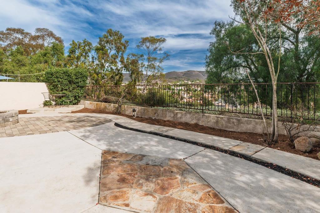 San Marcos, California, 92069, United States, 3 Bedrooms Bedrooms, ,3 BathroomsBathrooms,Residential,For Sale,1992102