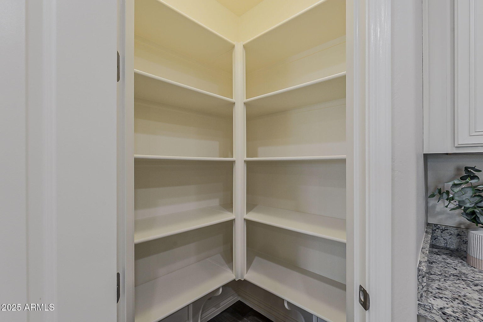 Peoria, Arizona, 85383, United States, 3 Bedrooms Bedrooms, ,3 BathroomsBathrooms,Residential,For Sale,1982801