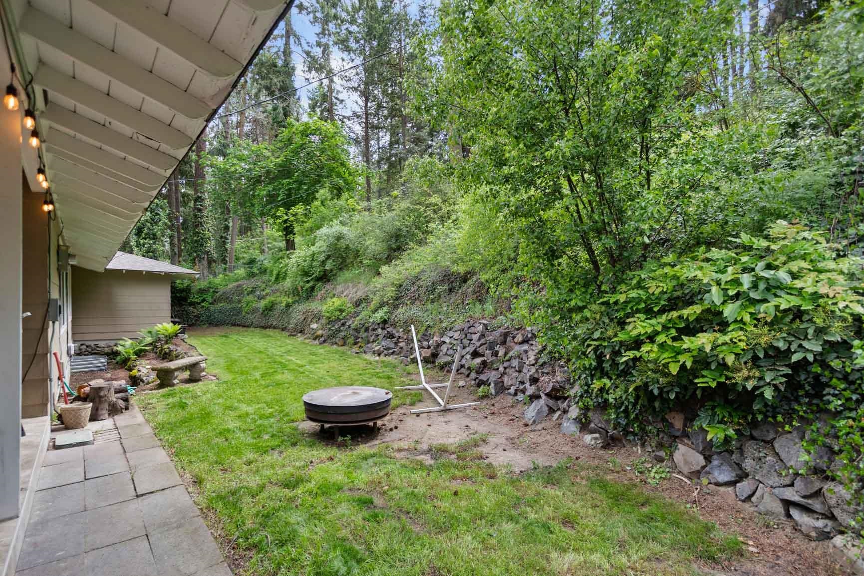 Spokane, Washington, 99218, United States, 4 Bedrooms Bedrooms, ,4 BathroomsBathrooms,Residential,For Sale,1828122