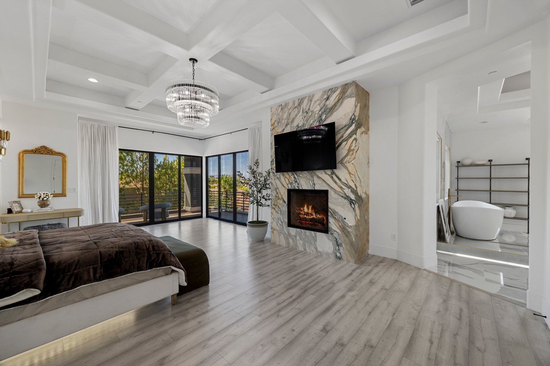  Elevated Custom Living in MacDonald Highlands with Views - 物件實景