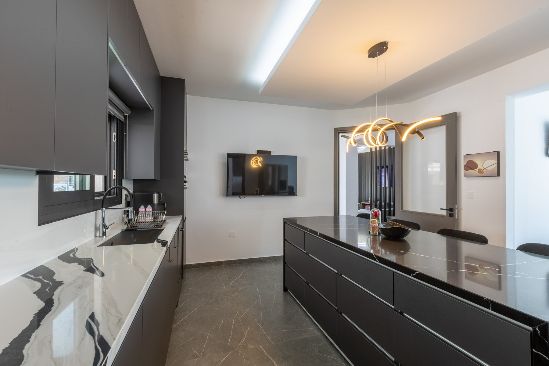  Charming Larnaca Villa - Four-Bedroom Contemporary Mediterranean Home - 物件實景