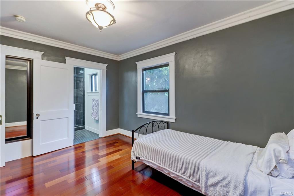 Los ANgeles, California, 90004, United States, 5 Bedrooms Bedrooms, ,2 BathroomsBathrooms,Residential,For Sale,1756474