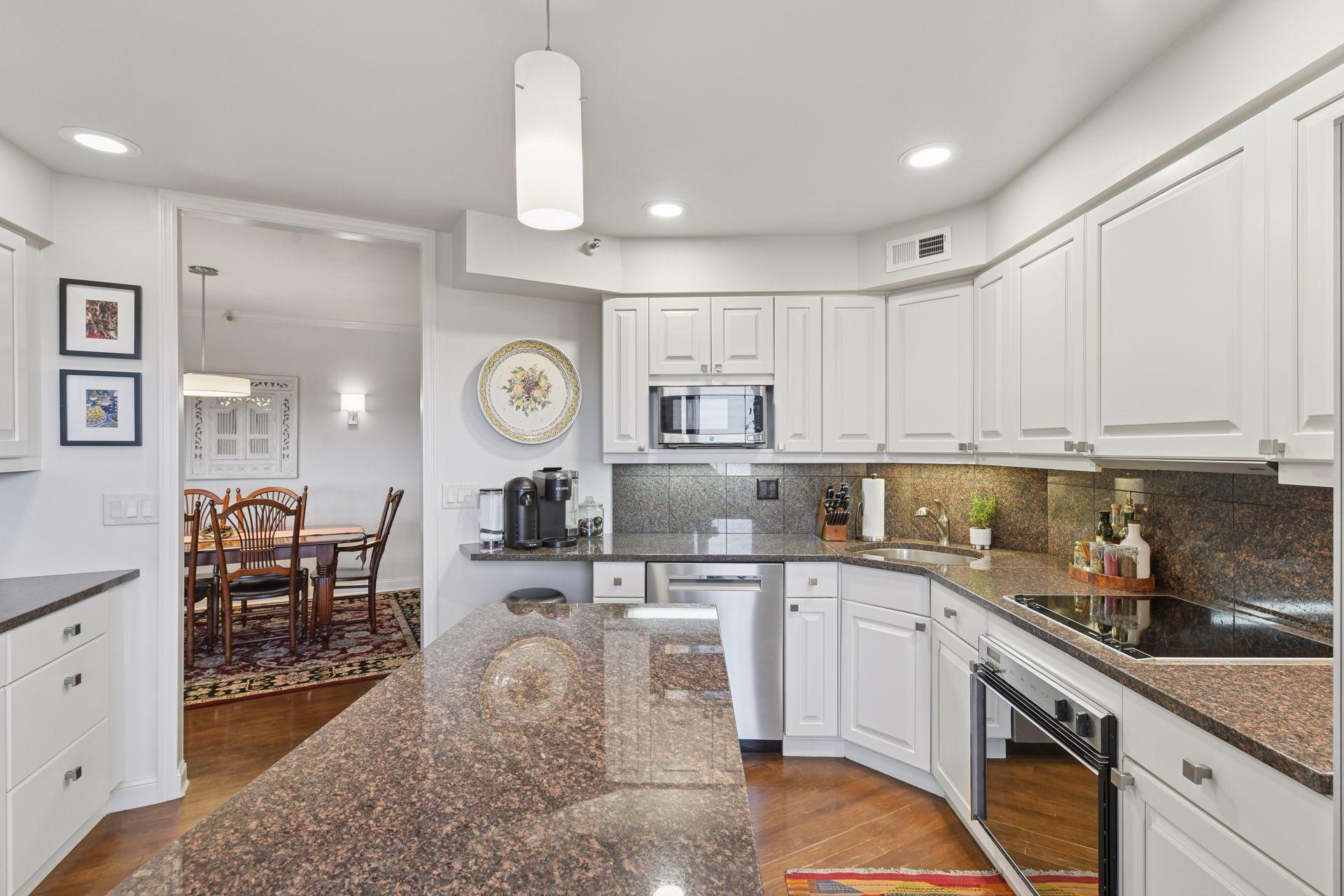 Minneapolis, Minnesota, 55416, United States, 2 Bedrooms Bedrooms, ,1 BathroomBathrooms,Residential,For Sale,1993014