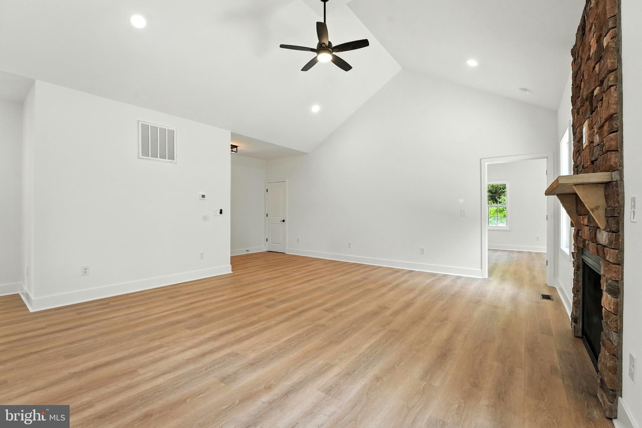 Culpeper, Virginia, 22701, United States, 3 Bedrooms Bedrooms, ,2 BathroomsBathrooms,Residential,For Sale,1944856