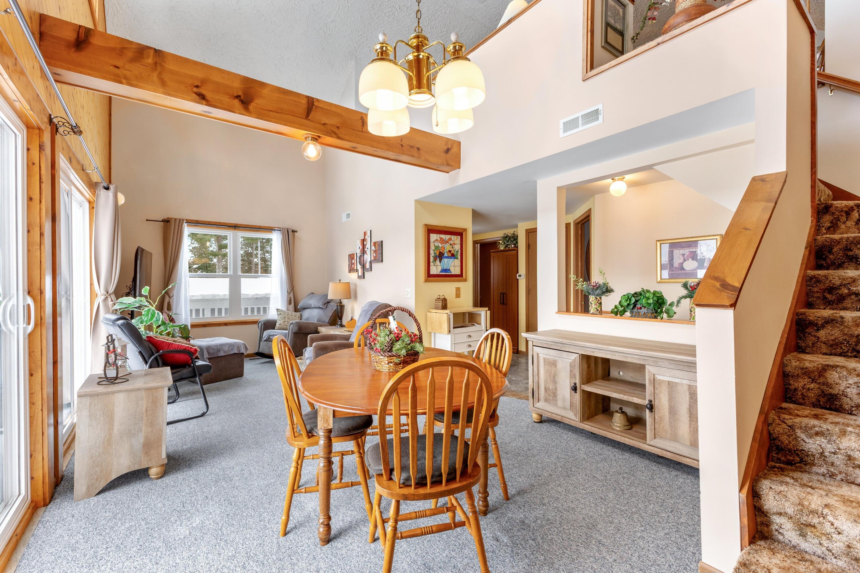 Springfield, Wisconsin, 53964, United States, 3 Bedrooms Bedrooms, ,2 BathroomsBathrooms,Residential,For Sale,2002978