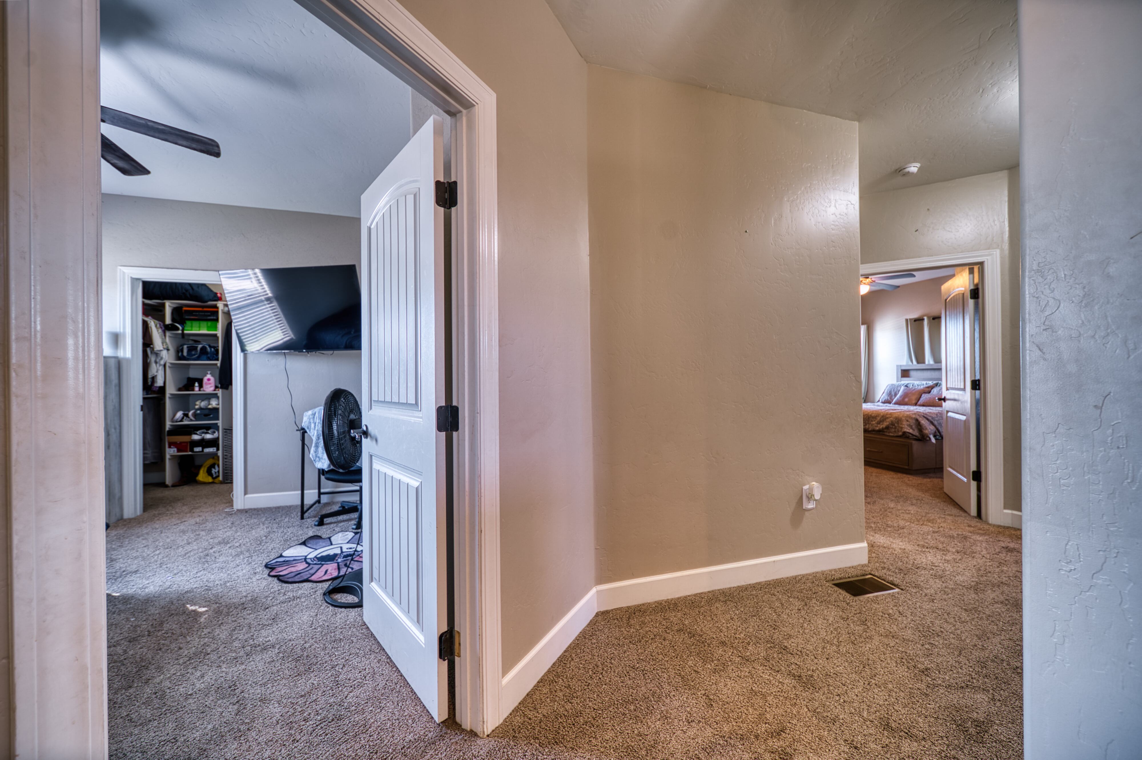 Carlsbad, New Mexico, 88220, United States, 4 Bedrooms Bedrooms, ,3 BathroomsBathrooms,Residential,For Sale,1975049