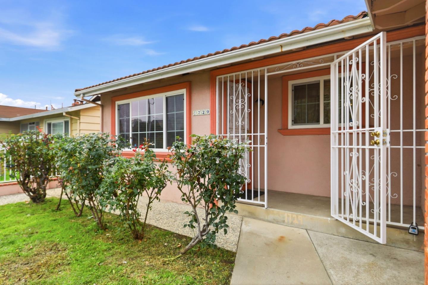 San Jose, California, 95122, United States, 4 Bedrooms Bedrooms, ,3 BathroomsBathrooms,Residential,For Sale,2002018