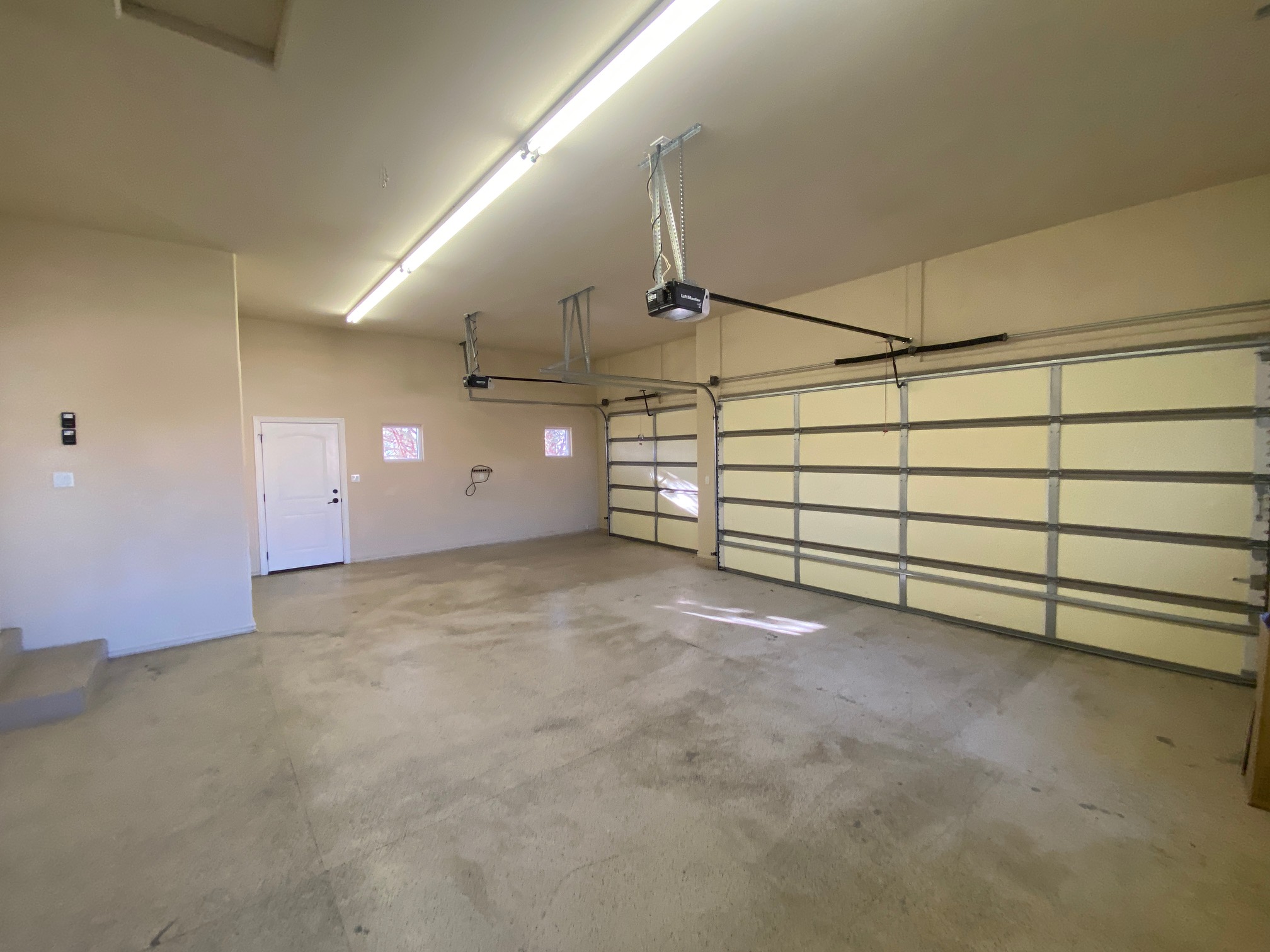 Farmington, New Mexico, 87402, United States, 4 Bedrooms Bedrooms, ,4 BathroomsBathrooms,Residential,For Sale,2005186