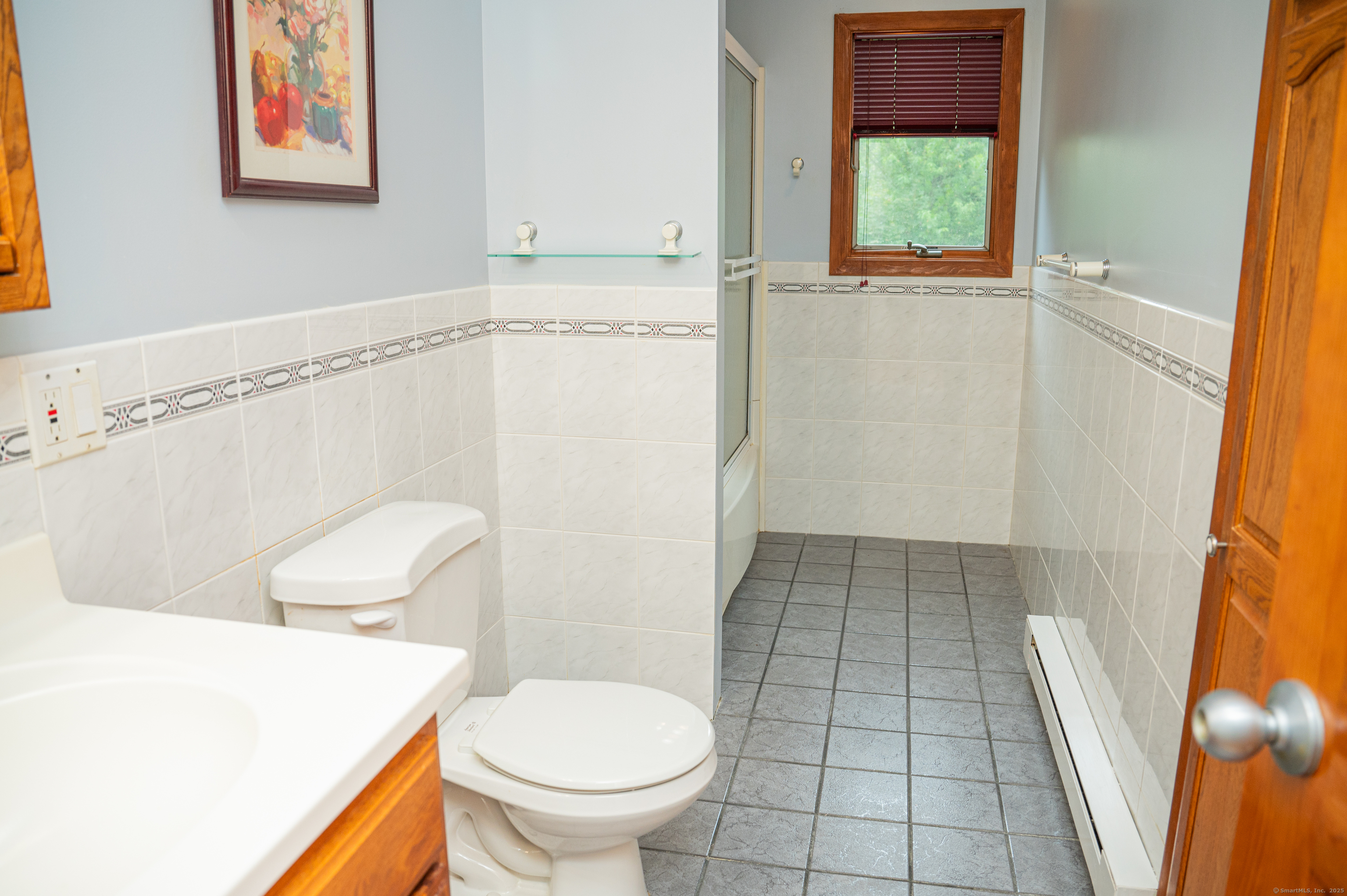 Branford, Connecticut, 06405, United States, 3 Bedrooms Bedrooms, ,2 BathroomsBathrooms,Residential,For Sale,1907106
