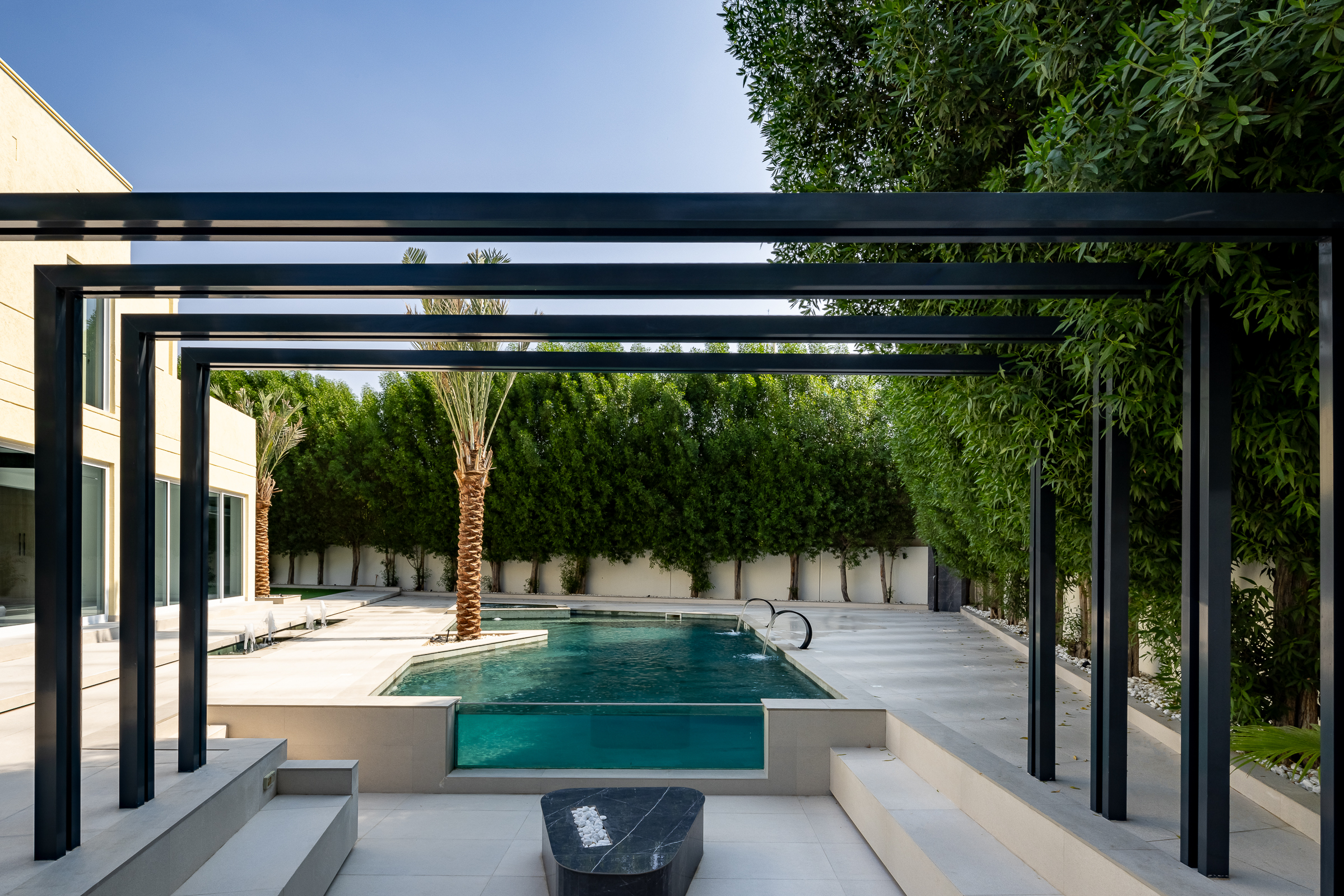  Private Upgraded Meadows Home Within Cul-De-Sac - 物件實景