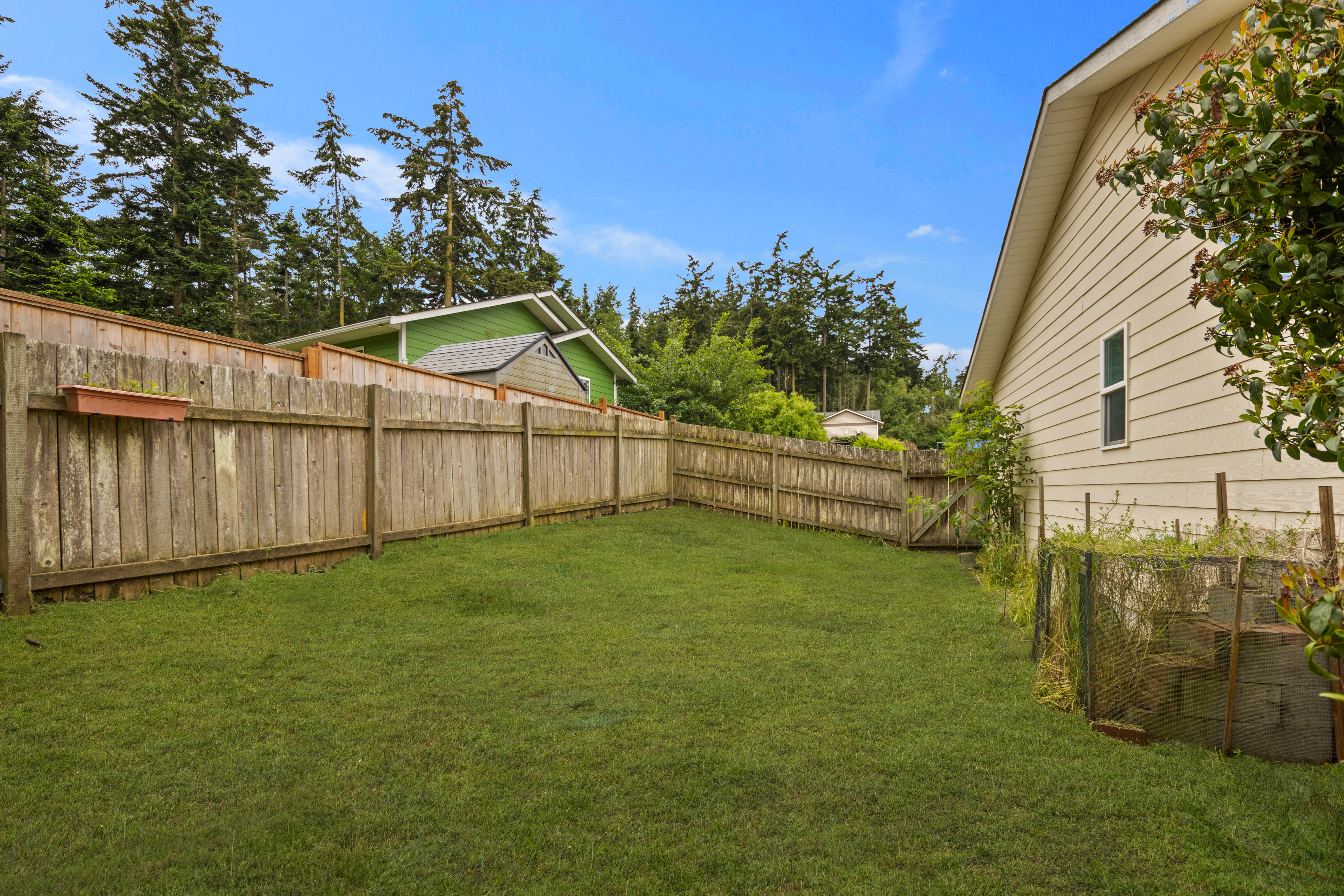  2220 Williams Rd, Oak Harbor, WA 98277 - 物件實景