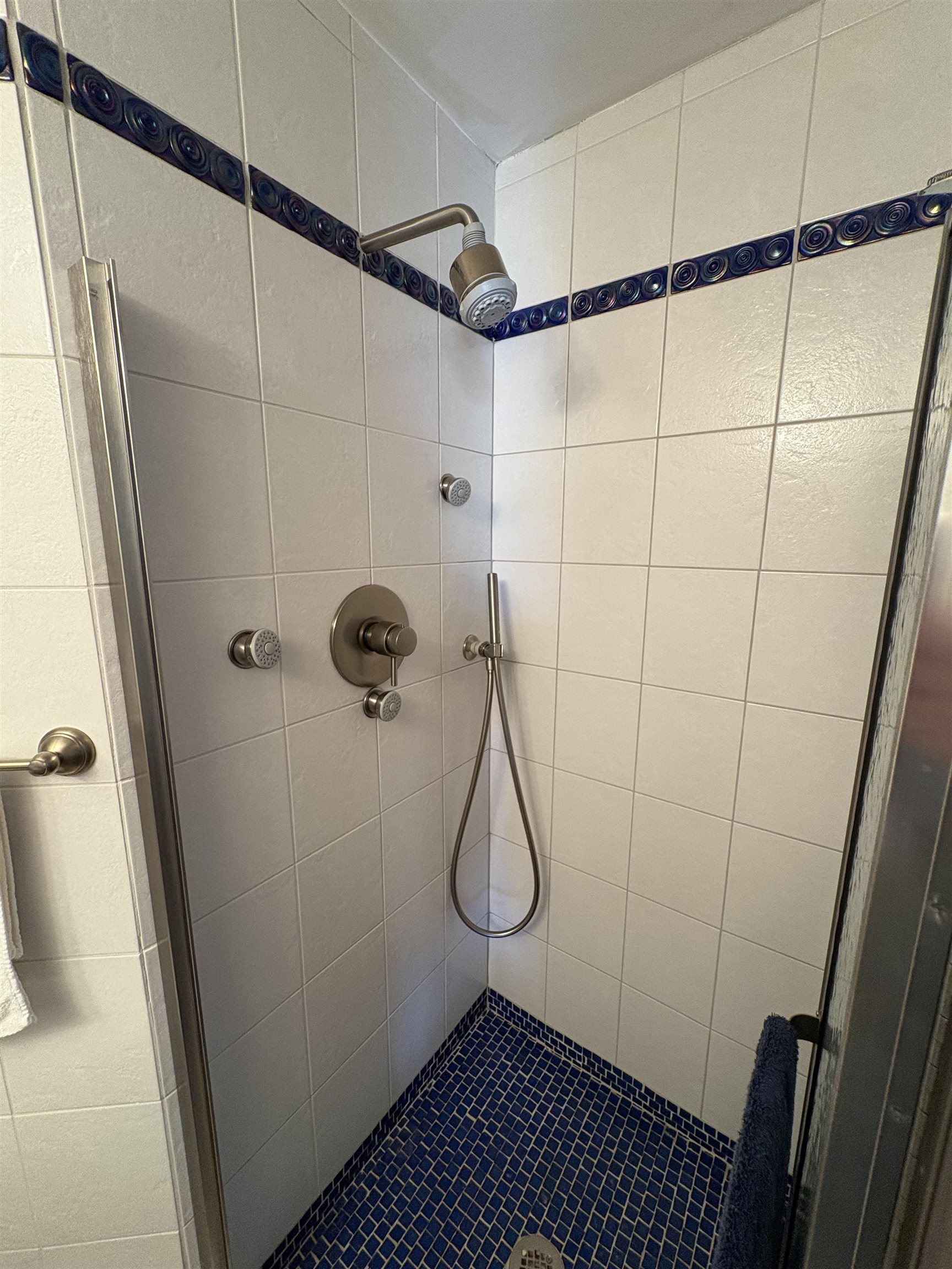 Kihei, Hawaii, 96753-9998, United States, 1 Bedroom Bedrooms, ,2 BathroomsBathrooms,Residential,For Sale,1948045