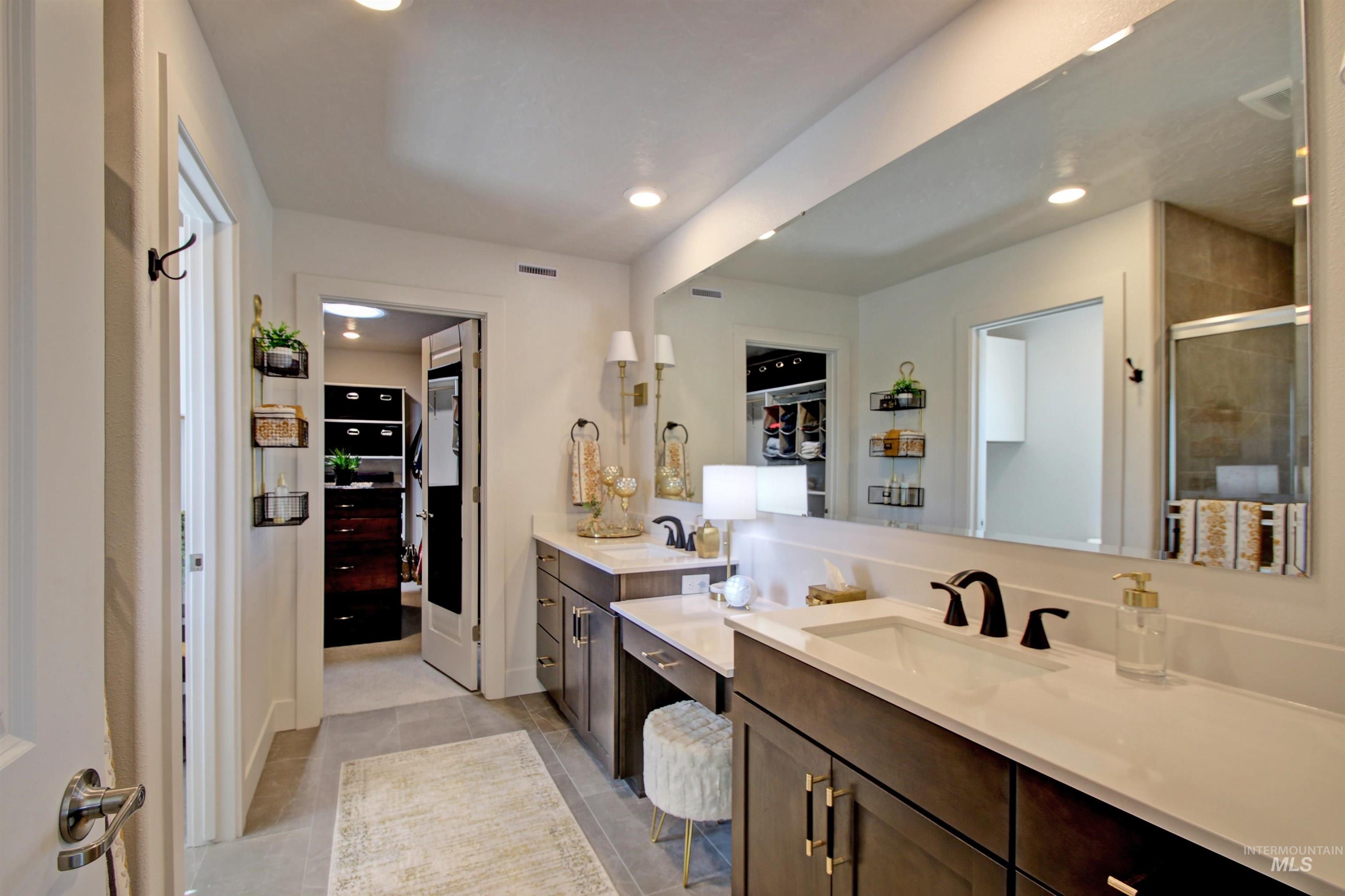 Meridian, Idaho, 83642, United States, 4 Bedrooms Bedrooms, ,Residential,For Sale,1911004