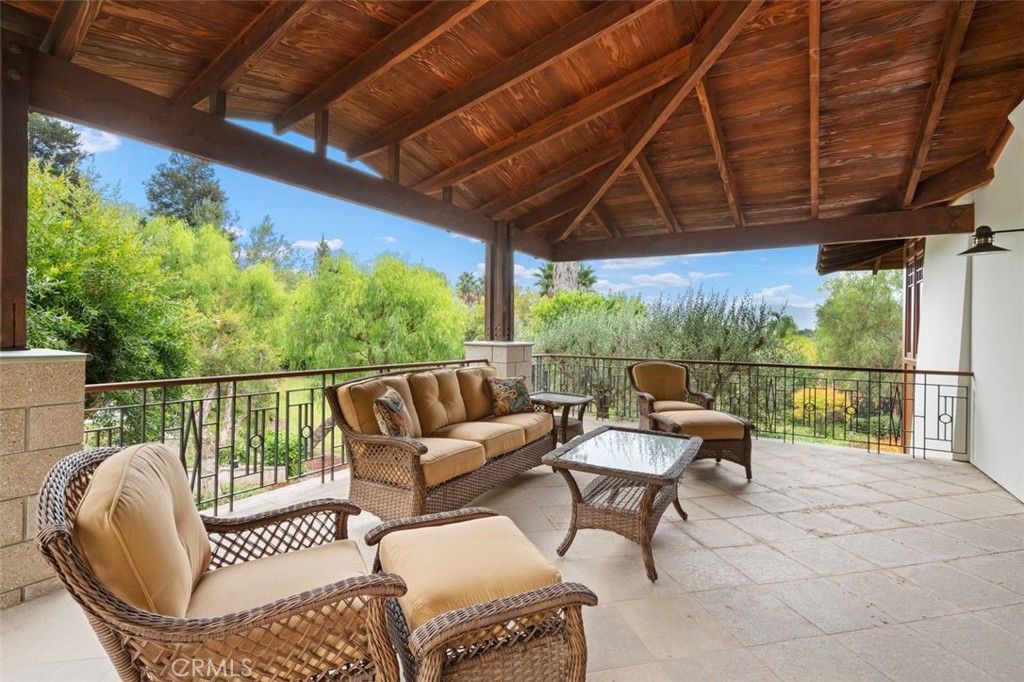 Diamond Bar, California, 91765, United States, 4 Bedrooms Bedrooms, ,5 BathroomsBathrooms,Residential,For Sale,1989451