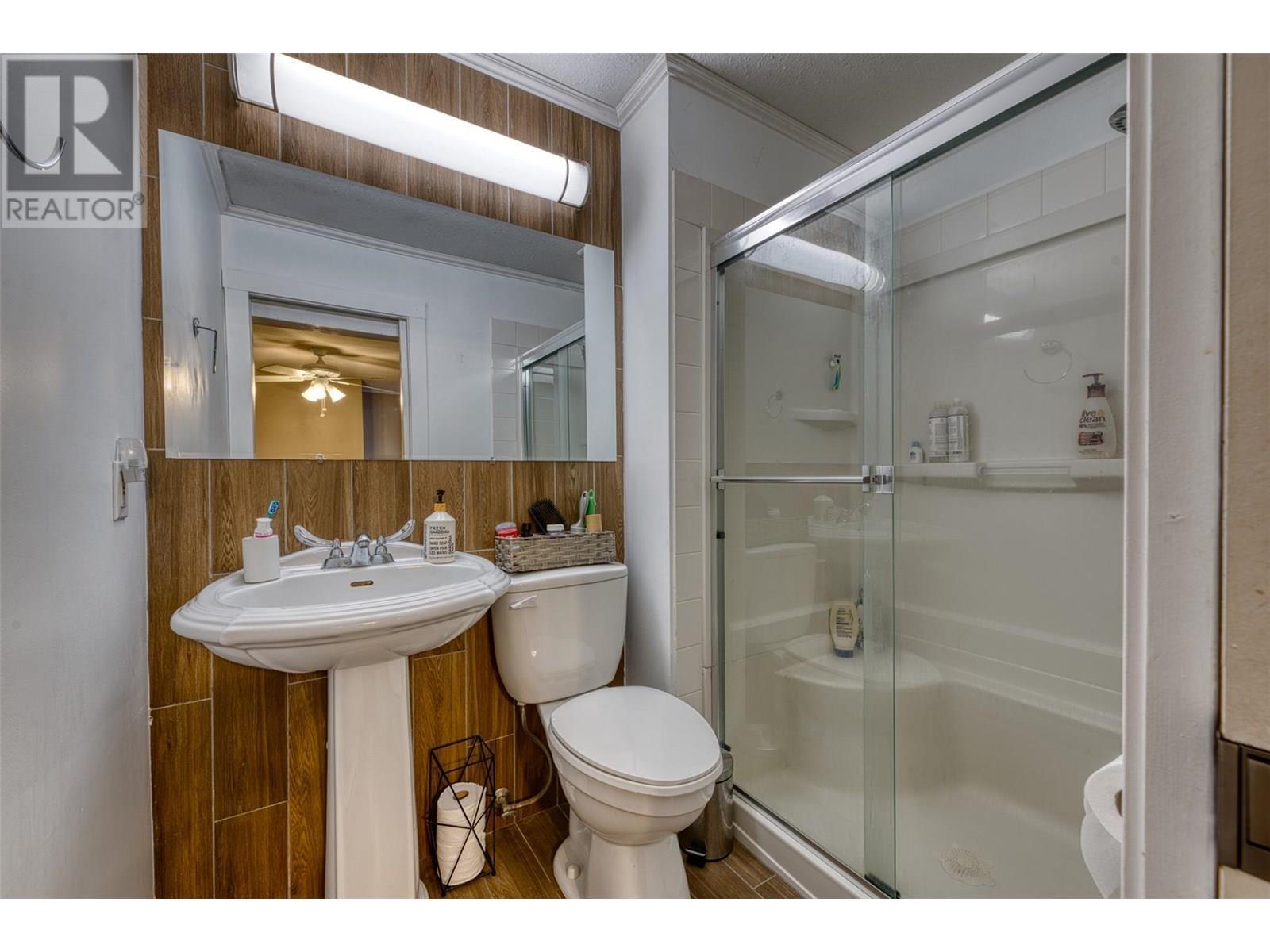 KELOWNA, British Columbia, V1Y 6S9, CA, 5 Bedrooms Bedrooms, ,3 BathroomsBathrooms,Residential,For Sale,1876948