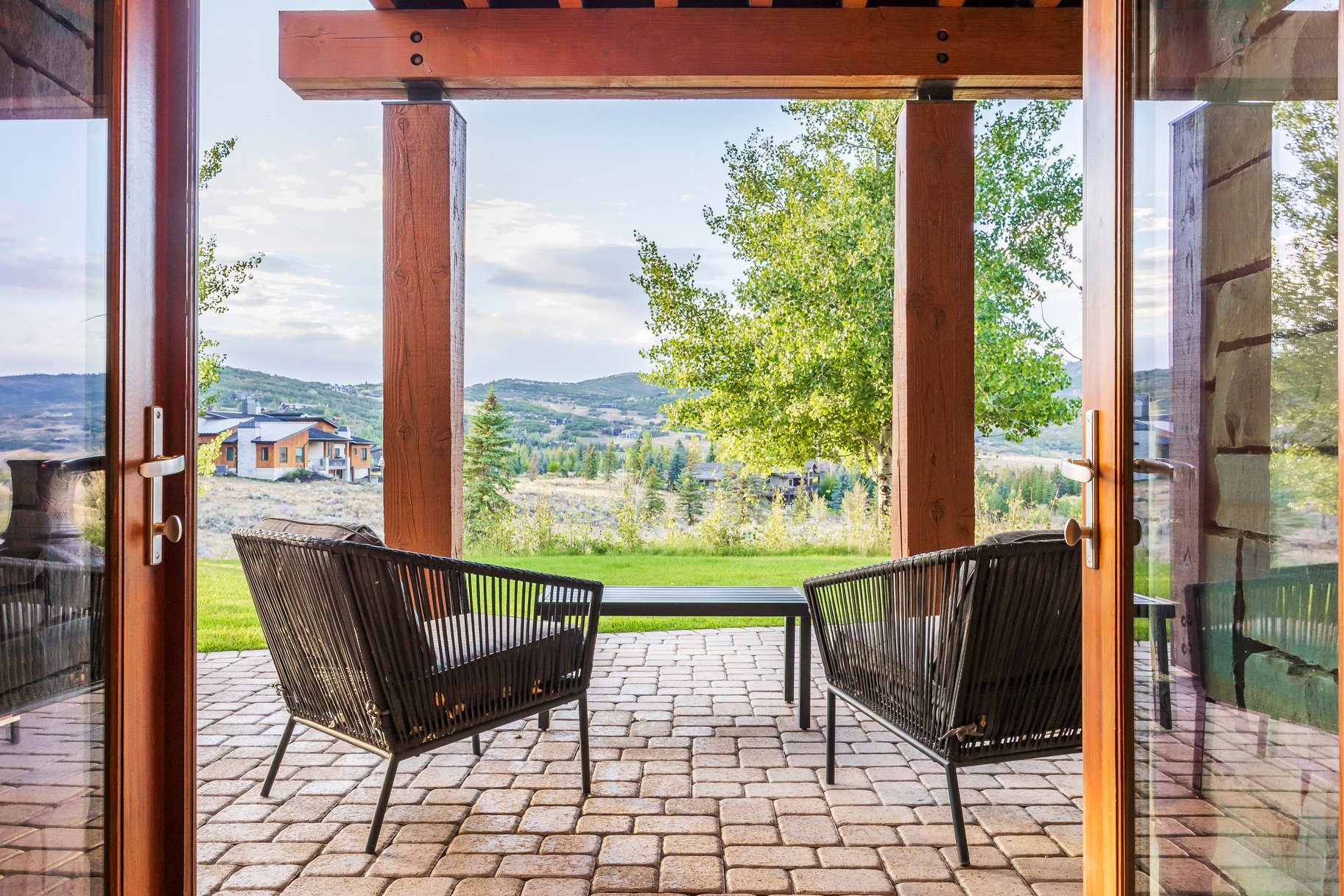  Private Park City Home with Views, Two Offices, and Six-Car Garage - 物件實景