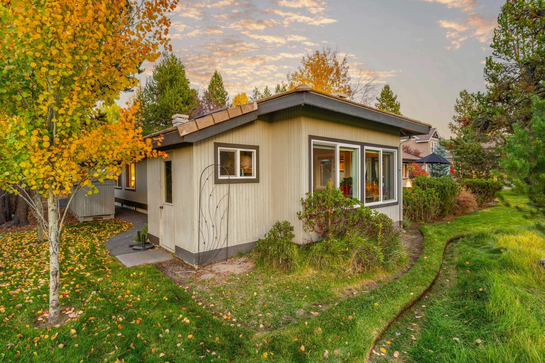 16787 Pony Express Way Bend, OR 97707 - 物件實景