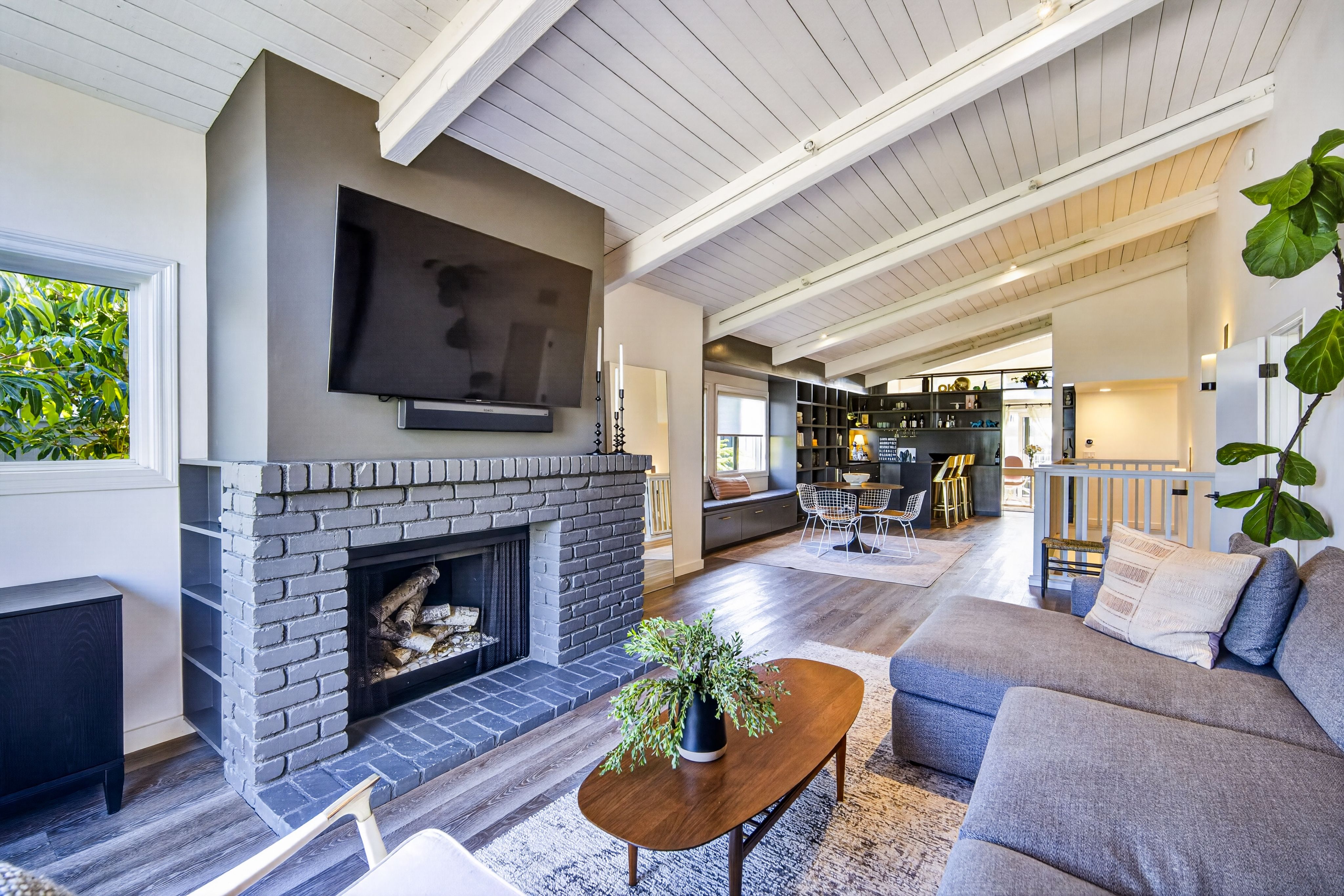  956 Tia Juana Street, Laguna Beach, CA 92651 - 物件實景