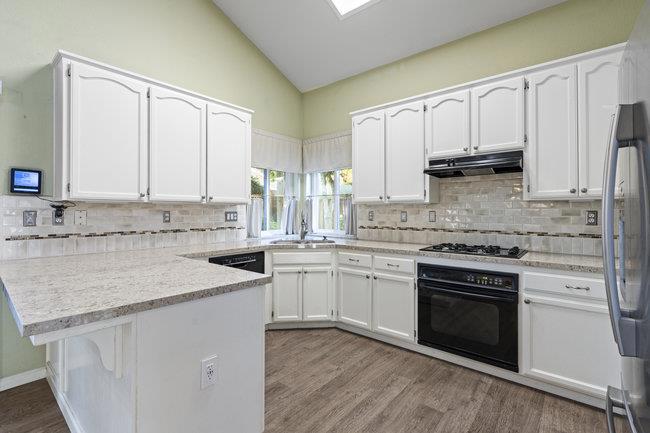 Hollister, California, 95023, United States, 4 Bedrooms Bedrooms, ,3 BathroomsBathrooms,Residential,For Sale,2006459