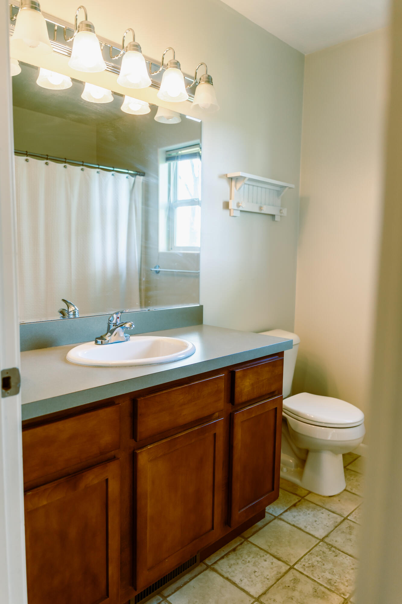 Sparta, Michigan, 49345, United States, 4 Bedrooms Bedrooms, ,3 BathroomsBathrooms,Residential,For Sale,1895548