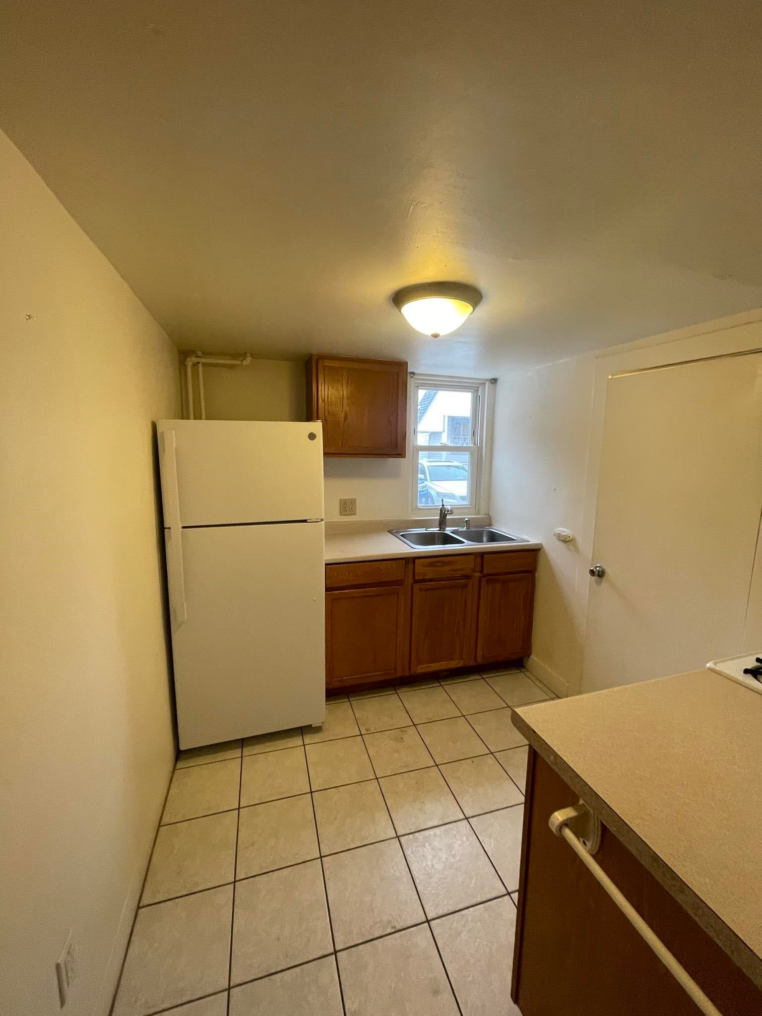 Burlington, Vermont, 05401, United States, 15 Bedrooms Bedrooms, ,3 BathroomsBathrooms,Residential,For Sale,1898966