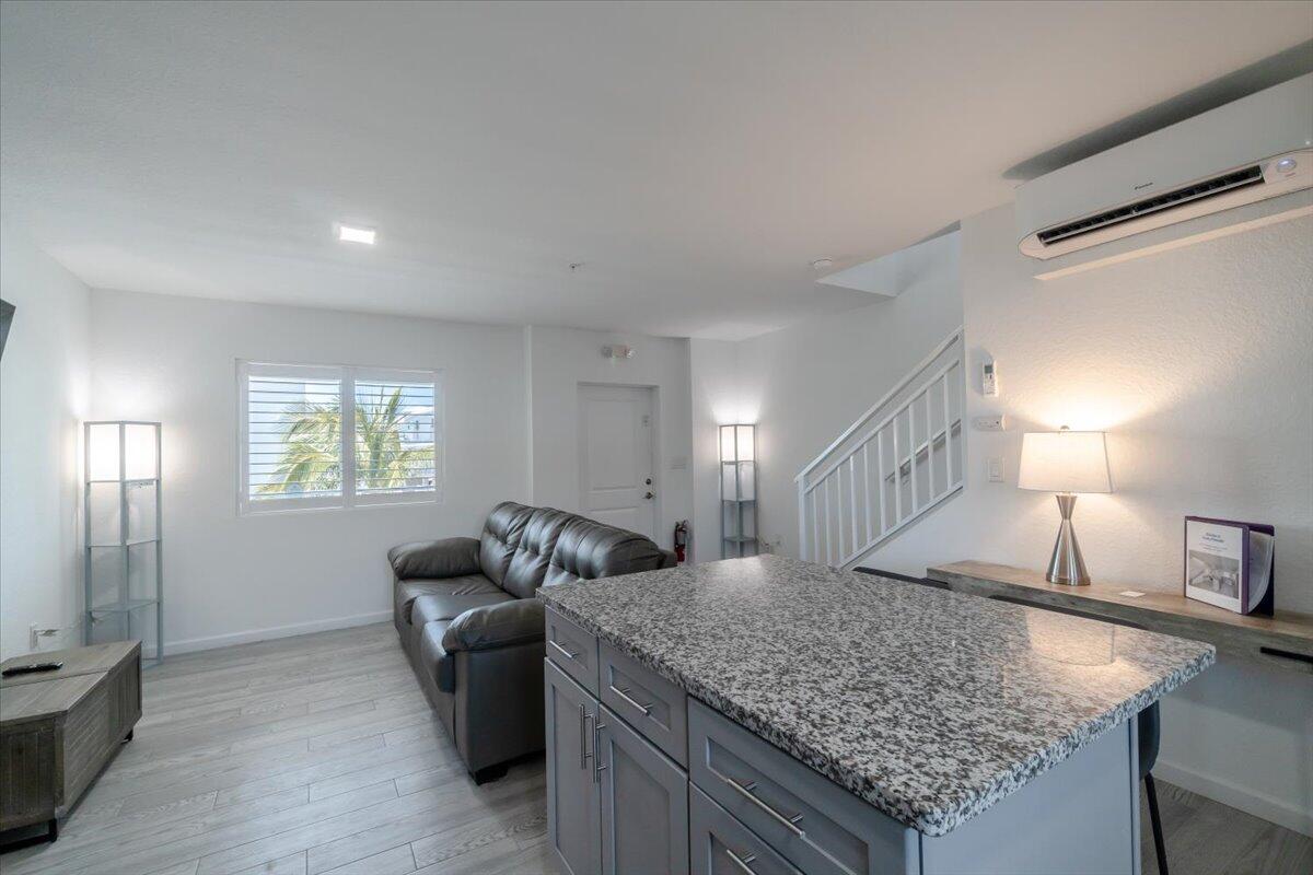 MARATHON, Florida, 33050, United States, 1 Bedroom Bedrooms, ,2 BathroomsBathrooms,Residential,For Sale,1906837