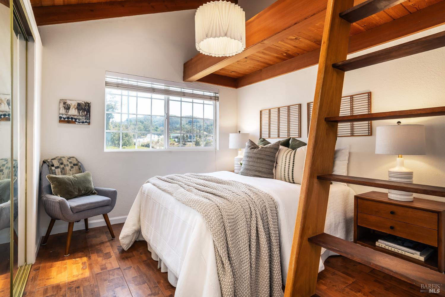 Sausalito, California, 94965, United States, 1 Bedroom Bedrooms, ,1 BathroomBathrooms,Residential,For Sale,1804395
